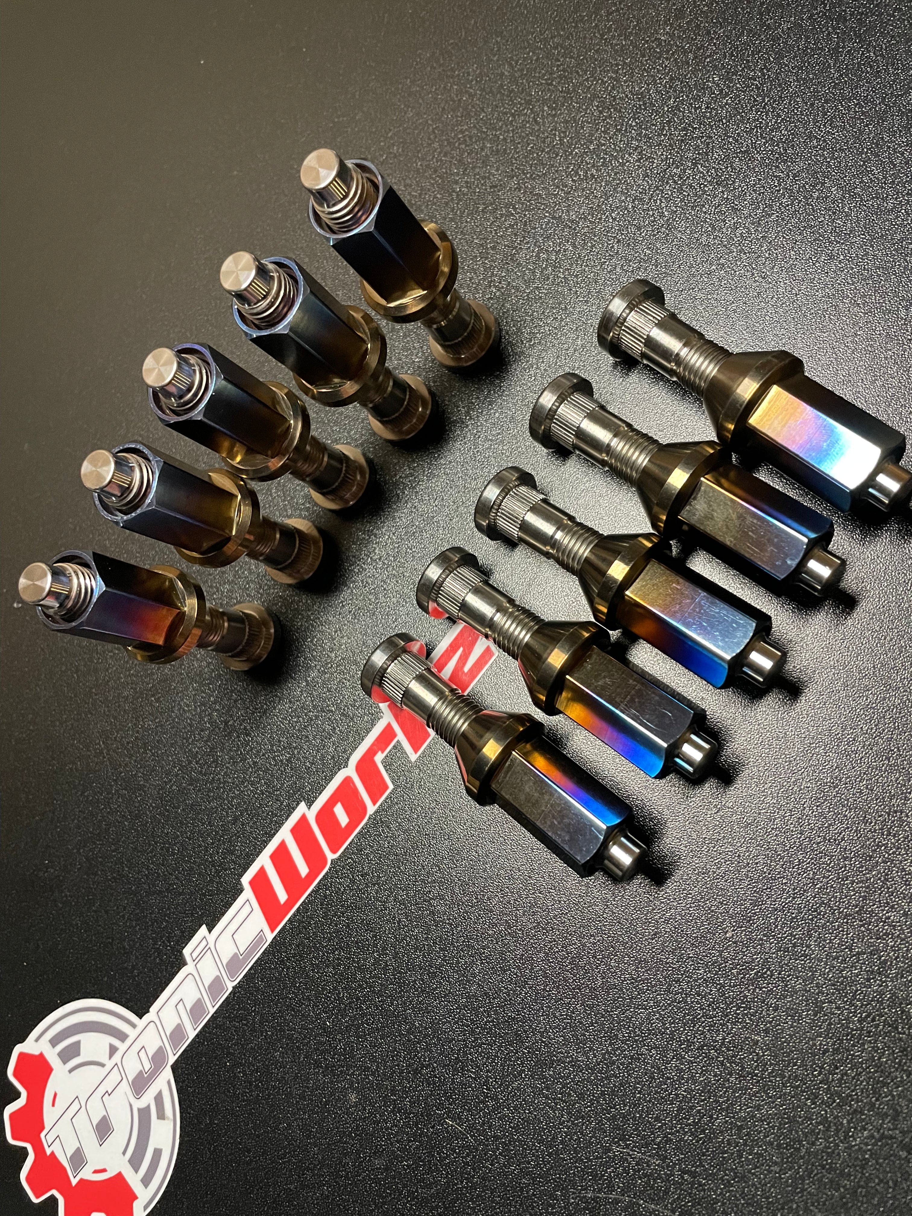 TITANIUM EXTENDED STUD & TITANIUM BURN OPEN ENDED LUG NUTS