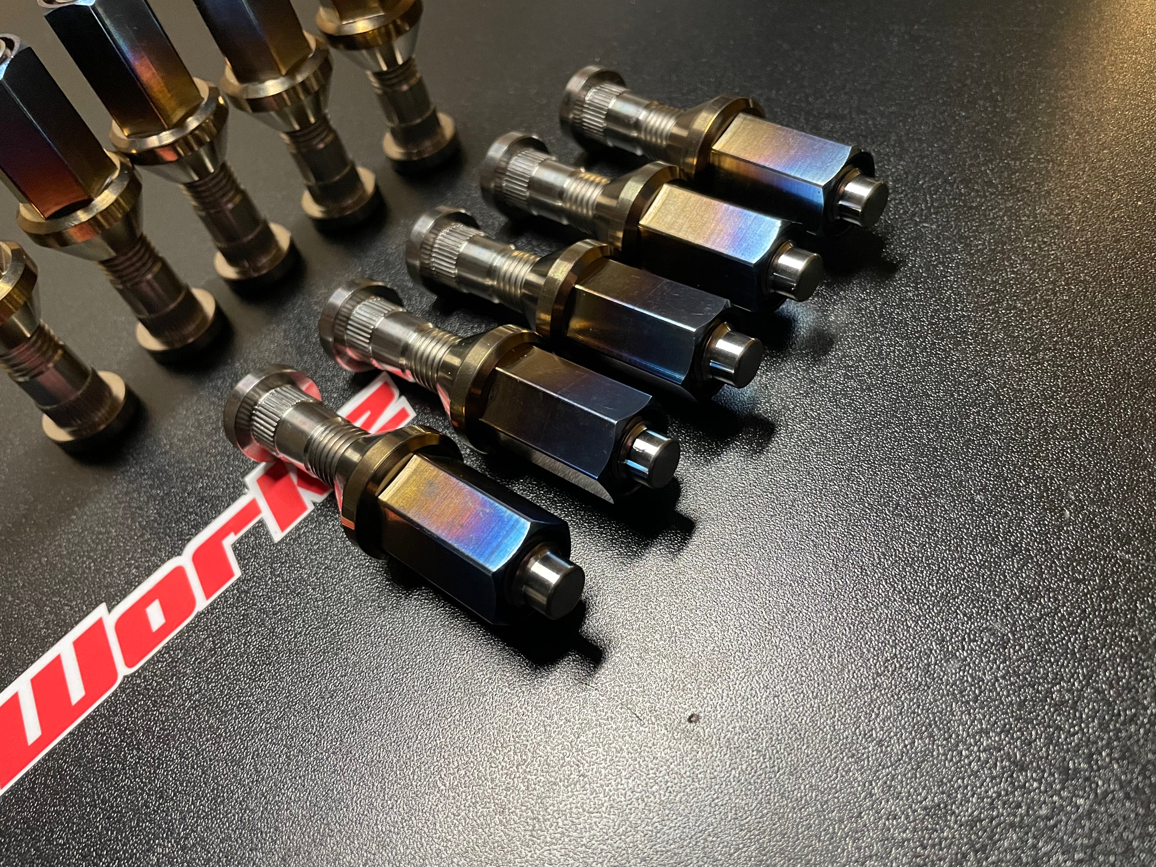TITANIUM EXTENDED STUD & TITANIUM BURN OPEN ENDED LUG NUTS